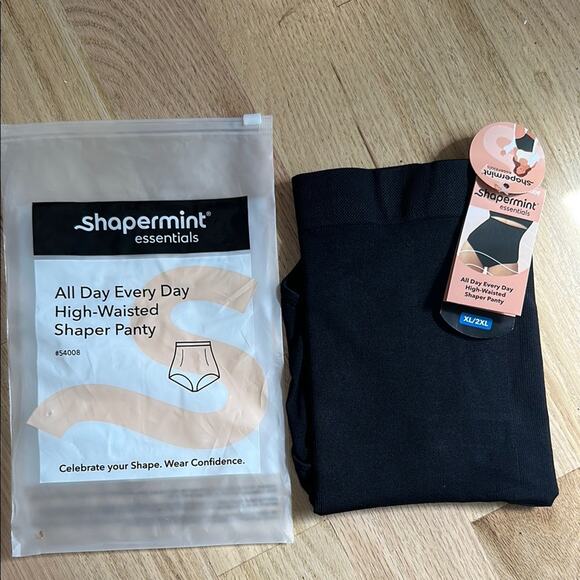 Shapermint Essentials All Day Every Day High-Waisted Shaper Panty Black XL/2X - Picture 5 of 7